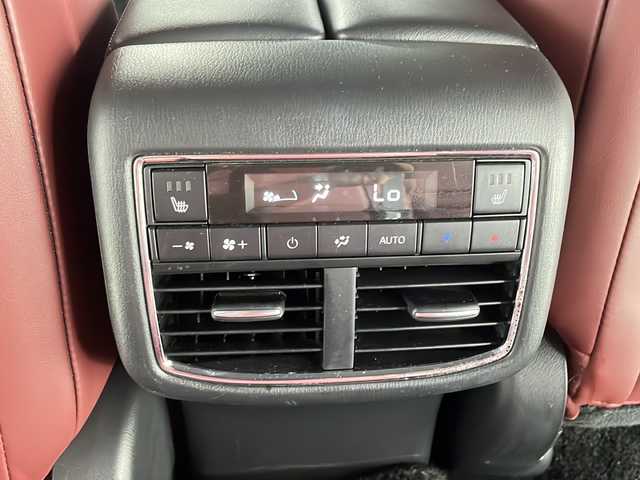 マツダ ＣＸ－８ 25S Lパッケージ 広島県 2021(令3)年 4.5万km ジェットブラックマイカ 純正ナビ/CD/DVD/DTV/Bluetooth/全方位カメラ/レーダークルーズコントロール/赤革シート/パワーシート/メモリーシート /シートヒーター /シートベンチレーション /ステアリングヒーター/パワーバックドア /BOSEサウンド/コーナーセンサー /BSM/ワイヤレス充電/LEDオートライト/ETC/スマートキー/プッシュスタート /ルーフレール/純正アルミホイール/フォグライト