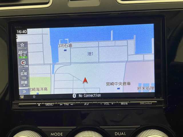 スバル フォレスター 2．0i－L アイサイト 宮崎県 2017(平29)年 5.5万km クリスタルホワイトP 社外7型SDナビ(フルセグTV/CD/DVD/BT)/レーダークルコン/全席シートヒーター/パドルシフト/ドラレコ/BSM/D/Nパワーシート/ETC/USBポート/純正LEDヘッドライト/純正17インチアルミホイル/純正フロアマット/プッシュスタート/スマートキー