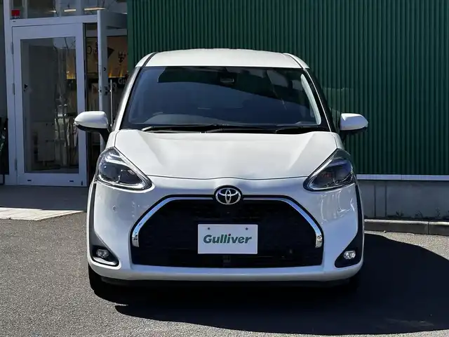 トヨタ シエンタ ファンベースG セーフティED 宮城県 2020(令2)年 2.1万km ホワイトパールクリスタルシャイン LEDランプパッケージ/・オートレベリング機能付LEDヘッドランプ/・オートライト/・LEDフロントフォグランプ/・レッド加飾付クリアレンズLEDリアコンビネーションランプ/15インチアルミホイール/＝＝＝/セーフティセンス/・プリクラッシュセーフティ/・レーンディパーチャーアラート/・オートマチックハイビーム/先行車発進告知機能/インテリジェントクリアランスソナー/純正ナビ（NSCD-W68）/・CD/SD/・Bluetooth/・ワンセグTV/パノラミックビューモニター/ビルトインETC/両側パワースライドドア/ハーフレザーシート/シートヒーター/ステアリングヒーター/革巻きステアリング/ステアリングスイッチ/スマートキー＆プッシュスタート/スペアキー1本/電動格納ミラー/純正ドアバイザー/純正フロアマット/Wエアバッグ