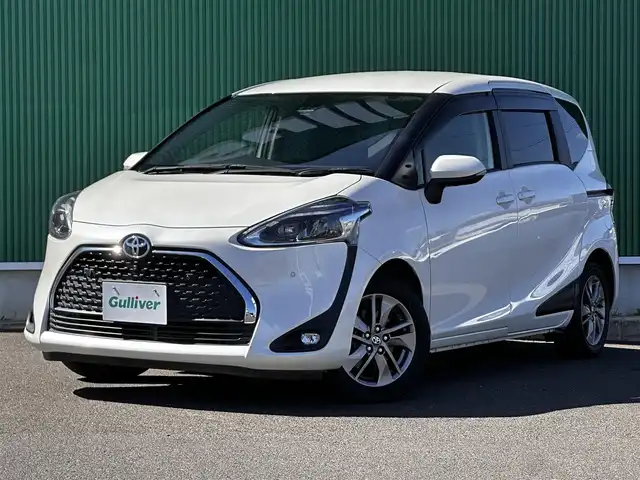 トヨタ シエンタ ファンベースG セーフティED 宮城県 2020(令2)年 2.1万km ホワイトパールクリスタルシャイン LEDランプパッケージ/・オートレベリング機能付LEDヘッドランプ/・オートライト/・LEDフロントフォグランプ/・レッド加飾付クリアレンズLEDリアコンビネーションランプ/15インチアルミホイール/＝＝＝/セーフティセンス/・プリクラッシュセーフティ/・レーンディパーチャーアラート/・オートマチックハイビーム/先行車発進告知機能/インテリジェントクリアランスソナー/純正ナビ（NSCD-W68）/・CD/SD/・Bluetooth/・ワンセグTV/パノラミックビューモニター/ビルトインETC/両側パワースライドドア/ハーフレザーシート/シートヒーター/ステアリングヒーター/革巻きステアリング/ステアリングスイッチ/スマートキー＆プッシュスタート/スペアキー1本/電動格納ミラー/純正ドアバイザー/純正フロアマット/Wエアバッグ