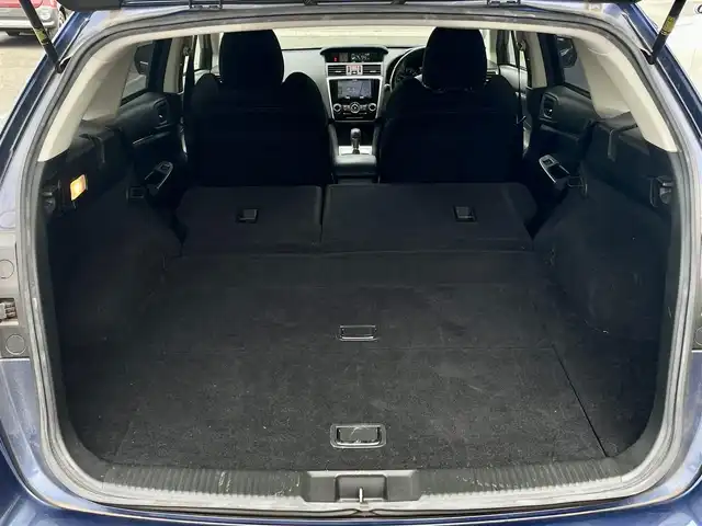 スバル レヴォーグ 1．6GT－S アイサイト 千葉県 2015(平27)年 5.8万km ギャラクシーブルーシリカ ナビ【フルセグ、Bluetooth、AMFMラジオ、DVD、CD】/ワンオーナー/18インチ純正アルミホイール/アイサイト/クルーズコントロール/パドルシフト/前席パワーシート/全席パワーウィンドウ/純正フロアマット/ダウンヒルアシストコントロール/ETC/アイドリングストップ/オートヘッドライト/電動格納ミラー/ウインカーミラー/プッシュスタート/ドアバイザー/横滑り防止機能/充電用USBポート合計4箇所/シガーソケット1口