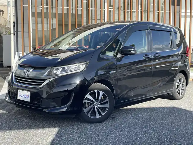 ホンダ フリード ハイブリット EX 千葉県 2017(平29)年 12.5万km クリスタルブラックパール (株)IDOMが運営する【じしゃロン八千代店】の自社ローン対象車両になります。こちらは現金またはオートローンご利用時の価格です。自社ローンご希望の方は別途その旨お申付け下さい/ホンダセンシング/●LKAS〈車線維持支援システム〉●歩行者事故低減ステアリング●路外逸脱抑制機能●先行車発進お知らせ機能●標識認識機能/純正メモリーナビ/純正CD/DVD/SD/BT/DTV/バックカメラ/両側パワースライドドア/LEDライト/前席シートヒーター
