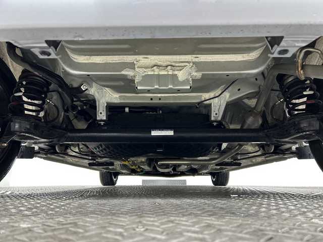 トヨタ ルーミー カスタムG 神奈川県 2019(平31)年 3万km ブライトシルバーM 純正７型SDナビゲーション【NSZN-W68】/フルセグ　CD　AUX　Bluetooth　SD/パノラミックビューモニター/両側電動スライドドア【サンシェード】/スマートアシスト/衝突回避支援ブレーキ/衝突警報機能/ブレーキ制御付誤発進抑制機能/路側逸脱警報/オートハイビーム/クルーズコントロール/アイドリングストップ/革巻きステアリング/ステアリングスイッチ/前後ソナー/プッシュスタート/スマートキー/LEDヘッドランプ/LEDフロントフォグランプ/オートライト/純正１４インチアルミホイール/純正フロントスポイラー/スペアキー