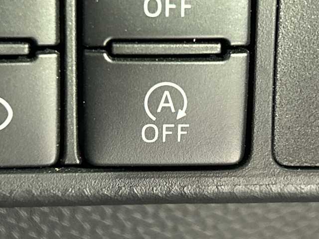 トヨタ ルーミー カスタムG 神奈川県 2019(平31)年 3万km ブライトシルバーM 純正７型SDナビゲーション【NSZN-W68】/フルセグ　CD　AUX　Bluetooth　SD/パノラミックビューモニター/両側電動スライドドア【サンシェード】/スマートアシスト/衝突回避支援ブレーキ/衝突警報機能/ブレーキ制御付誤発進抑制機能/路側逸脱警報/オートハイビーム/クルーズコントロール/アイドリングストップ/革巻きステアリング/ステアリングスイッチ/前後ソナー/プッシュスタート/スマートキー/LEDヘッドランプ/LEDフロントフォグランプ/オートライト/純正１４インチアルミホイール/純正フロントスポイラー/スペアキー