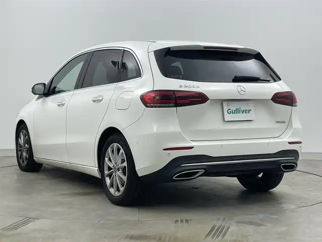 メルセデス・ベンツ Ｂ２００ｄ 岡山県 2021(令3)年 6.1万km ポーラホワイト 純正10.25インチナビ/【Bluetooth/フルセグTV/USB接続】/全方位カメラ/ハーフレザーシート/運転席シートヒーター/運転席パワーシート/シートメモリー/ヘッドアップディスプレイ/パドルシフト/ビルトインETC2.0/LEDヘッドライト/フォグランプ/オートライト/ワイヤレス充電/衝突軽減ブレーキシステム/ブラインドスポットモニター/追従型クルーズコントロール/新車保証書/取扱説明書/ナビ取扱説明書