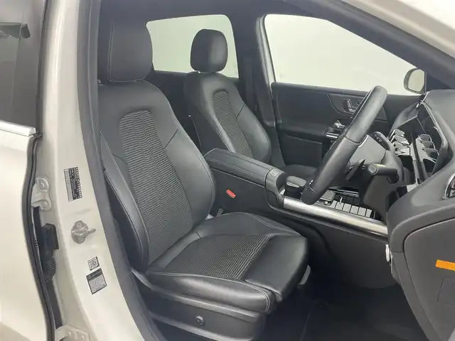 メルセデス・ベンツ Ｂ２００ｄ 岡山県 2021(令3)年 6.1万km ポーラホワイト 純正10.25インチナビ/【Bluetooth/フルセグTV/USB接続】/全方位カメラ/ハーフレザーシート/運転席シートヒーター/運転席パワーシート/シートメモリー/ヘッドアップディスプレイ/パドルシフト/ビルトインETC2.0/LEDヘッドライト/フォグランプ/オートライト/ワイヤレス充電/衝突軽減ブレーキシステム/ブラインドスポットモニター/追従型クルーズコントロール/新車保証書/取扱説明書/ナビ取扱説明書