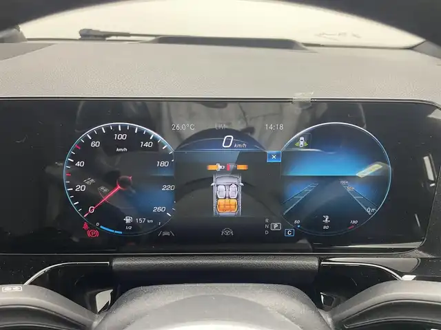 メルセデス・ベンツ Ｂ２００ｄ 岡山県 2021(令3)年 6.1万km ポーラホワイト 純正10.25インチナビ/【Bluetooth/フルセグTV/USB接続】/全方位カメラ/ハーフレザーシート/運転席シートヒーター/運転席パワーシート/シートメモリー/ヘッドアップディスプレイ/パドルシフト/ビルトインETC2.0/LEDヘッドライト/フォグランプ/オートライト/ワイヤレス充電/衝突軽減ブレーキシステム/ブラインドスポットモニター/追従型クルーズコントロール/新車保証書/取扱説明書/ナビ取扱説明書