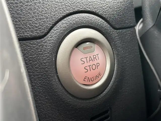 日産 マーチ ニスモS 新潟県 2014(平26)年 3.3万km ピュアブラック ５MT/メモリナビ/ワンセグテレビ/純正ホイール/プッシュスタート/ETC/純正フロアマット/Bluetooth/電動格納ドアミラー