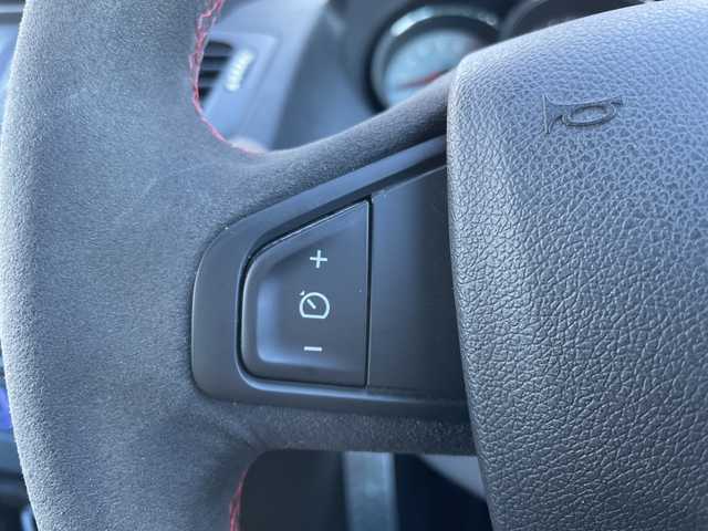 ルノー メガーヌ ルノー スポール CUP－S 千葉県 2015(平27)年 5.6万km ジョンシリウス 60台限定車/カーボンエンド付きアクラポヴィッチ製チタンマフラー/RECARO製レザー＆アルカンターラコンビシート/オーリンズ製調整式ダンパー/スピードライン製純正19インチAW/ブレンボ製ブレーキキャリパー/社外7インチHDDナビ/(AM/FM/フルセグ/Bluetooth/SD/CD/DVD)/ドライブレコーダー/バックカメラ/クルーズコントロール/横滑り防止装置/ETC/アイドリングストップ/オートライト/ウィンカーミラー/電動格納ミラー/シートリフター/禁煙車/プッシュスタート/カードキー/フロアマット/スペアキー/取扱説明書