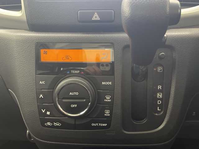 スズキ スペーシア G リミテッド 栃木県 2016(平28)年 9.4万km クリスタルホワイトP 社外ナビ/（CD/DVD/フルセグTV/Bluetooth）/スズキセーフティサポート/・デュアルカメラブレーキサポート/・誤発進抑制機能/・車線逸脱抑制機能/・車線逸脱警報機能/・ふらつき警報機能/・先行車発進お知らせ機能/片側パワースライドドア/シートヒーター/純正フロアマット/アイドリングストップ/プッシュスタート