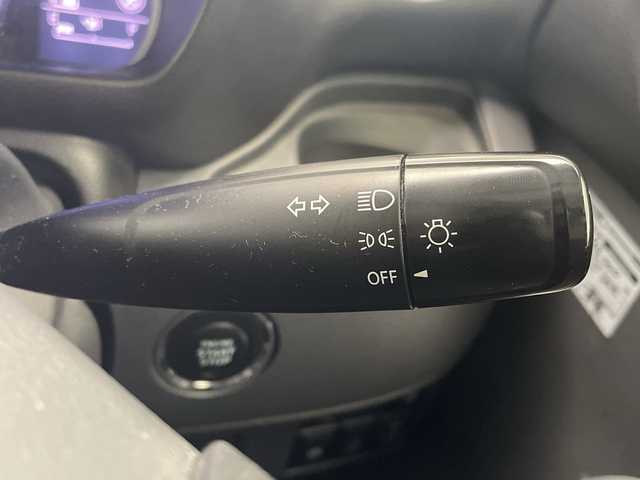 スズキ スペーシア G リミテッド 栃木県 2016(平28)年 9.4万km クリスタルホワイトP 社外ナビ/（CD/DVD/フルセグTV/Bluetooth）/スズキセーフティサポート/・デュアルカメラブレーキサポート/・誤発進抑制機能/・車線逸脱抑制機能/・車線逸脱警報機能/・ふらつき警報機能/・先行車発進お知らせ機能/片側パワースライドドア/シートヒーター/純正フロアマット/アイドリングストップ/プッシュスタート