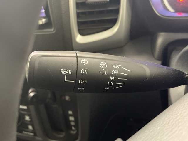 スズキ スペーシア G リミテッド 栃木県 2016(平28)年 9.4万km クリスタルホワイトP 社外ナビ/（CD/DVD/フルセグTV/Bluetooth）/スズキセーフティサポート/・デュアルカメラブレーキサポート/・誤発進抑制機能/・車線逸脱抑制機能/・車線逸脱警報機能/・ふらつき警報機能/・先行車発進お知らせ機能/片側パワースライドドア/シートヒーター/純正フロアマット/アイドリングストップ/プッシュスタート