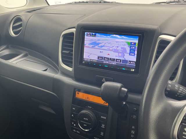 スズキ スペーシア G リミテッド 栃木県 2016(平28)年 9.4万km クリスタルホワイトP 社外ナビ/（CD/DVD/フルセグTV/Bluetooth）/スズキセーフティサポート/・デュアルカメラブレーキサポート/・誤発進抑制機能/・車線逸脱抑制機能/・車線逸脱警報機能/・ふらつき警報機能/・先行車発進お知らせ機能/片側パワースライドドア/シートヒーター/純正フロアマット/アイドリングストップ/プッシュスタート