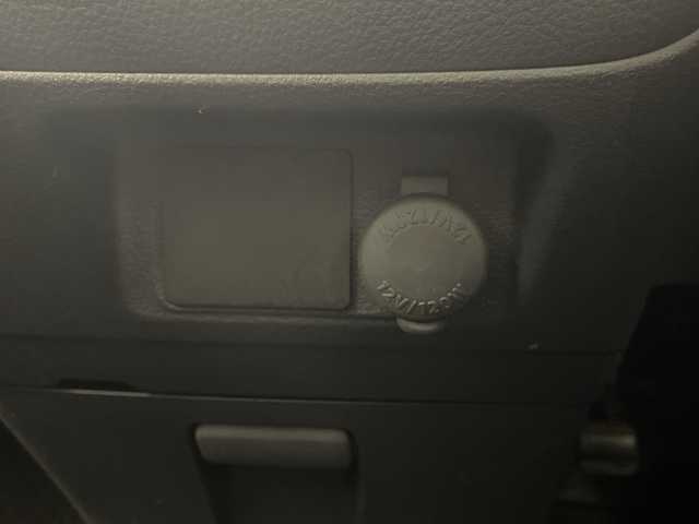 スズキ スペーシア G リミテッド 栃木県 2016(平28)年 9.4万km クリスタルホワイトP 社外ナビ/（CD/DVD/フルセグTV/Bluetooth）/スズキセーフティサポート/・デュアルカメラブレーキサポート/・誤発進抑制機能/・車線逸脱抑制機能/・車線逸脱警報機能/・ふらつき警報機能/・先行車発進お知らせ機能/片側パワースライドドア/シートヒーター/純正フロアマット/アイドリングストップ/プッシュスタート