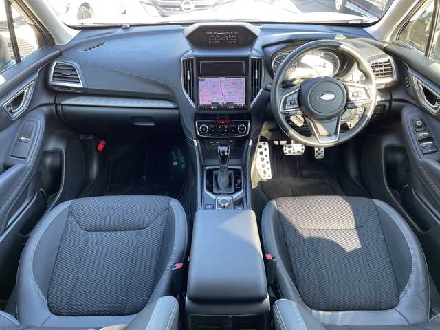 スバル フォレスター ハイブリッド アドバンス 長野県 2018(平30)年 2.3万km クリスタルホワイトP アイサイト/カロッツェリア８インチナビ（AVIC-RL802）/FM・AM・DVD・CD・フルセグテレビ/Bluetooth Audio/バック・サイドカメラ/純正18インチアルミホイール/レーダークルーズコントロール/スマートリアビューミラー/革巻きステアリング/ステアリングヒーター/ハーフレザーシート/全席シートヒーター/前席パワーシート/シートメモリー/コーナーセンサー/電動パーキング/オートビークルホールド/パドルシフト/ルーフレール/LEDヘッドライト/オートライト/フォグランプ/プッシュスタート/スマートキー/スペアキー/ETC