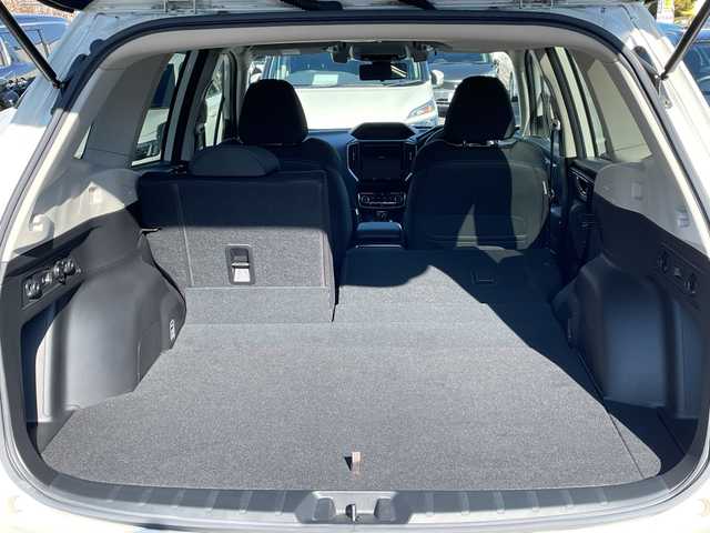 スバル フォレスター ハイブリッド アドバンス 長野県 2018(平30)年 2.3万km クリスタルホワイトP アイサイト/カロッツェリア８インチナビ（AVIC-RL802）/FM・AM・DVD・CD・フルセグテレビ/Bluetooth Audio/バック・サイドカメラ/純正18インチアルミホイール/レーダークルーズコントロール/スマートリアビューミラー/革巻きステアリング/ステアリングヒーター/ハーフレザーシート/全席シートヒーター/前席パワーシート/シートメモリー/コーナーセンサー/電動パーキング/オートビークルホールド/パドルシフト/ルーフレール/LEDヘッドライト/オートライト/フォグランプ/プッシュスタート/スマートキー/スペアキー/ETC