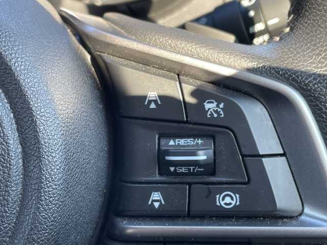 スバル フォレスター ハイブリッド アドバンス 長野県 2018(平30)年 2.3万km クリスタルホワイトP アイサイト/カロッツェリア８インチナビ（AVIC-RL802）/FM・AM・DVD・CD・フルセグテレビ/Bluetooth Audio/バック・サイドカメラ/純正18インチアルミホイール/レーダークルーズコントロール/スマートリアビューミラー/革巻きステアリング/ステアリングヒーター/ハーフレザーシート/全席シートヒーター/前席パワーシート/シートメモリー/コーナーセンサー/電動パーキング/オートビークルホールド/パドルシフト/ルーフレール/LEDヘッドライト/オートライト/フォグランプ/プッシュスタート/スマートキー/スペアキー/ETC