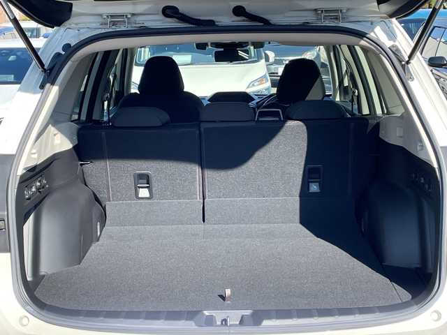 スバル フォレスター ハイブリッド アドバンス 長野県 2018(平30)年 2.3万km クリスタルホワイトP アイサイト/カロッツェリア８インチナビ（AVIC-RL802）/FM・AM・DVD・CD・フルセグテレビ/Bluetooth Audio/バック・サイドカメラ/純正18インチアルミホイール/レーダークルーズコントロール/スマートリアビューミラー/革巻きステアリング/ステアリングヒーター/ハーフレザーシート/全席シートヒーター/前席パワーシート/シートメモリー/コーナーセンサー/電動パーキング/オートビークルホールド/パドルシフト/ルーフレール/LEDヘッドライト/オートライト/フォグランプ/プッシュスタート/スマートキー/スペアキー/ETC