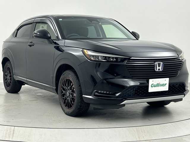 ホンダ ヴェゼル ハイブリッド e:HEV Z 福島県 2021(令3)年 2.9万km クリスタルブラックパール /禁煙車//Honda SENSING//衝突被害軽減ブレーキ//アダプティブクルーズコントロール//車線維持支援システム//ブラインドスポッモニター//純正ディスプレイオーディオナビ//BT.USB.AppleCarPlay.AndoroidAuto//フルセグTV//バックカメラ//電動リアゲート//ハーフレザーシート//前席シートヒーター//パドルシフト//ステアリングスイッチ//ビルトインETC2.0//ドライブレコーダー（FR)//置くだけ充電//LEDヘッドライト//シーケンシャルライト//LEDフォグライト//プッシュスタート//スマートキー×2//電動パーキングブレーキ//社外16インチAW//夏タイヤ積み込み/【純正AW（225/50/18）】//純正フロアマット//ワイパーデアイサー