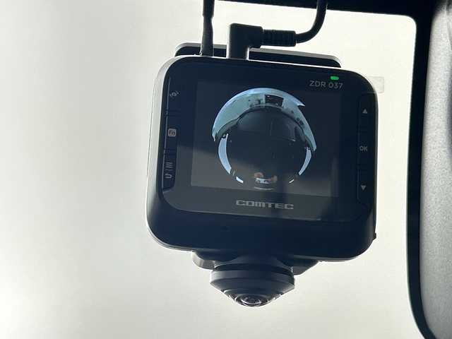 ホンダ ヴェゼル ハイブリッド e:HEV Z 福島県 2021(令3)年 2.9万km クリスタルブラックパール /禁煙車//Honda SENSING//衝突被害軽減ブレーキ//アダプティブクルーズコントロール//車線維持支援システム//ブラインドスポッモニター//純正ディスプレイオーディオナビ//BT.USB.AppleCarPlay.AndoroidAuto//フルセグTV//バックカメラ//電動リアゲート//ハーフレザーシート//前席シートヒーター//パドルシフト//ステアリングスイッチ//ビルトインETC2.0//ドライブレコーダー（FR)//置くだけ充電//LEDヘッドライト//シーケンシャルライト//LEDフォグライト//プッシュスタート//スマートキー×2//電動パーキングブレーキ//社外16インチAW//夏タイヤ積み込み/【純正AW（225/50/18）】//純正フロアマット//ワイパーデアイサー