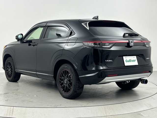 ホンダ ヴェゼル ハイブリッド e:HEV Z 福島県 2021(令3)年 2.9万km クリスタルブラックパール /禁煙車//Honda SENSING//衝突被害軽減ブレーキ//アダプティブクルーズコントロール//車線維持支援システム//ブラインドスポッモニター//純正ディスプレイオーディオナビ//BT.USB.AppleCarPlay.AndoroidAuto//フルセグTV//バックカメラ//電動リアゲート//ハーフレザーシート//前席シートヒーター//パドルシフト//ステアリングスイッチ//ビルトインETC2.0//ドライブレコーダー（FR)//置くだけ充電//LEDヘッドライト//シーケンシャルライト//LEDフォグライト//プッシュスタート//スマートキー×2//電動パーキングブレーキ//社外16インチAW//夏タイヤ積み込み/【純正AW（225/50/18）】//純正フロアマット//ワイパーデアイサー