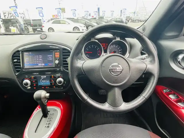 日産 ジューク 15RX アーバン スタイリッシュブラック 岡山県 2013(平25)年 10.3万km サファイアブラック (株)IDOMが運営する【じしゃロン岡山店】の自社ローン専用車両です。こちらは現金またはオートローンご利用時の価格です。 自社ローンご希望の方は別途その旨お申し付け下さい/＊純正ナビ（MM312D-W/＊バックカメラ/＊プッシュST/＊前側ドラレコ/＊ドアバイザー
