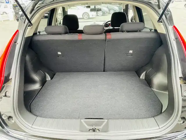 日産 ジューク 15RX アーバン スタイリッシュブラック 岡山県 2013(平25)年 10.3万km サファイアブラック (株)IDOMが運営する【じしゃロン岡山店】の自社ローン専用車両です。こちらは現金またはオートローンご利用時の価格です。 自社ローンご希望の方は別途その旨お申し付け下さい/＊純正ナビ（MM312D-W/＊バックカメラ/＊プッシュST/＊前側ドラレコ/＊ドアバイザー