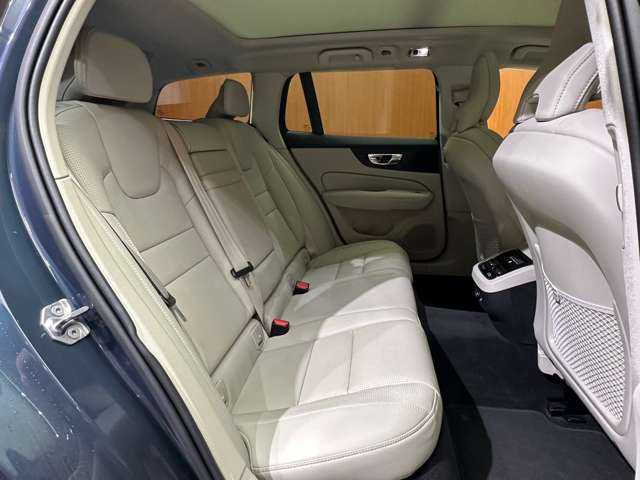 ボルボ Ｖ６０ T5 インスクリプション 千葉県 2019(平31)年 3.4万km デニムブルーメタリック パノラマＳＲ　/純正ナビ　/３６０°カメラ　/ＡＣＣ　/ＨＵＤ　/レザーシート　/パワーシート　/シートヒーター　/ベンチレーター　/ＬＥＤヘッドライト　/ハイビームアシスト　/ドライブレコーダー　/ＥＴＣ