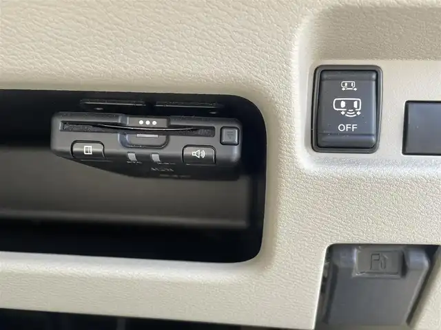 日産 ルークス X 長崎県 2020(令2)年 1.8万km アッシュブラウンM アラウンドビューモニター/純正9型ナビ/（フルセグ・DVD・CD・SD・BT)/エマージェンシーブレーキ/レーンキープアシスト/クリアランスソナー/ETC/スマートキー/スペアキー/オートライト/アイドリングストップ/左パワースライドドア/純正フロアマット/ステアリングスイッチ