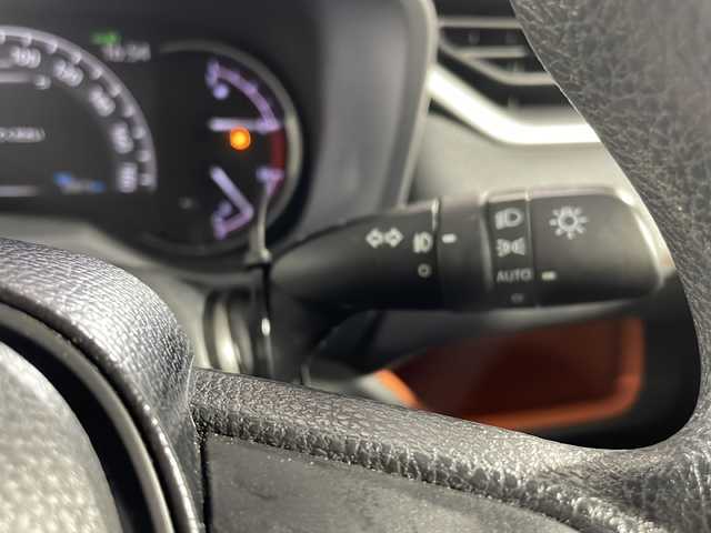 トヨタ ＲＡＶ４ アドベンチャー 沖縄県 2020(令2)年 5万km アーバンカーキ 禁煙車/カロッツェリア９インチナビ/ＴＲＤルーフキャリア/純正ドライブレコーダー/衝突軽減ブレーキ/ＥＴＣ/レーダークルーズコントロール/ＬＥＤヘッドライト/オートライト/ＴＲＤフロントバンパーガーニッシュ(LED付)/ダウンヒルアシストコントロール/純正フロアマット/純正ドアバイザー/電動格納ウィンカーミラー