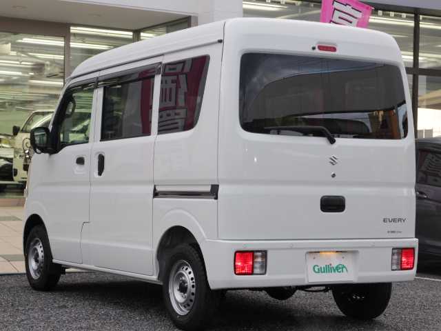 スズキ エブリイ PA リミテッド 千葉県 2025(令7)年 0.1万km未満 白 スズキセーフティサポート/・デュアルブレーキサポート/・誤発進抑制機能/・先行車発進お知らせ機能/・ふらつき警報/純正オーディオ/アイドリングストップ/純正ラバーマット/USB入力端子/純正ドアバイザー/スペアキー/保証書/取扱説明書