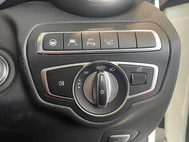 メルセデス・ベンツ Ｃ２００ ワゴン ローレウスエディション 愛知県 2019(令1)年 4.2万km ダイヤモンドホワイト パノラミックＳ／Ｒ　/レザーＥＸＣ　/Ｂｕｒｍｅｓｔｅｒ　/レーダーセーフティーＰＫＧ　/ＨＵＤ　/ＭＢＵＸ　/ＡｐｐｌｅＣａｒＰｌａｙ　/ＡｎｄｒｏｉｄＡｕｔｏ　/Ｂｌｕｅｔｏｏｔｈ　/フルセグＴＶ　/バックカメラ/ACC/LKA/LDW/BSM/ドライブレコーダー/ETC2.0/プッシュスタート/ウィンカーミラー/アイドリングストップ