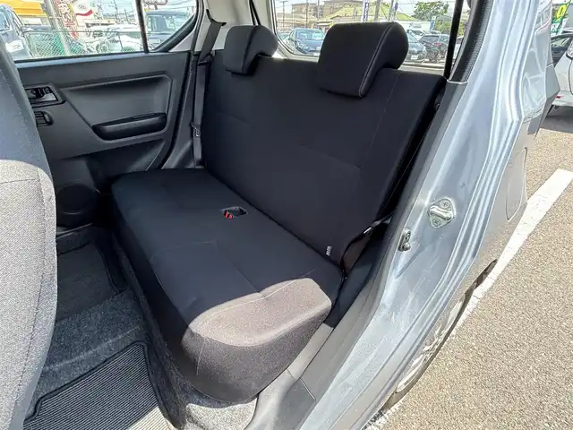 ダイハツ ミラ イース L SAⅢ 大分県 2021(令3)年 2.1万km ブライトシルバーメタリック ・ディスプレイオーディオ(CD/DVD/BT/USB)/・バックモニター/・スマートアシスト/・コーナーセンサー/・オートハイビーム/・オートライト/・純正マットレス/・リモコンキー/・アイドリングストップ/・社外ホイール