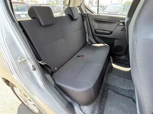 ダイハツ ミラ イース L SAⅢ 大分県 2021(令3)年 2.1万km ブライトシルバーメタリック ・ディスプレイオーディオ(CD/DVD/BT/USB)/・バックモニター/・スマートアシスト/・コーナーセンサー/・オートハイビーム/・オートライト/・純正マットレス/・リモコンキー/・アイドリングストップ/・社外ホイール