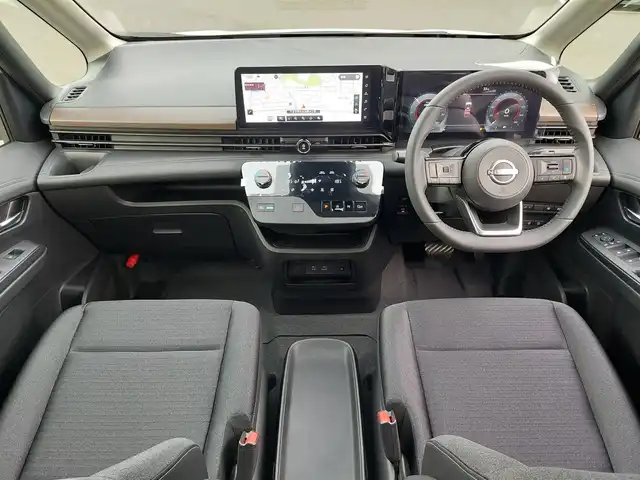 日産 セレナ e－パワー ハイウェイスター V 東京都 2025(令7)年 0.1千km パールⅡ 純正12.3インチカラーディスプレイ/アラウンドビューモニター/プロパイロット/デジタルインナーミラー/両側パワースライドドア/ビルトインETC2.0/衝突軽減ブレーキ/レーンキープアシスト/ブラインドスポットモニター/オートマチックハイビーム/コーナーセンサー/置くだけ充電/LEDヘッドライト/スマートキー