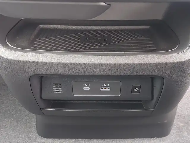 日産 セレナ e－パワー ハイウェイスター V 東京都 2025(令7)年 0.1千km パールⅡ 純正12.3インチカラーディスプレイ/アラウンドビューモニター/プロパイロット/デジタルインナーミラー/両側パワースライドドア/ビルトインETC2.0/衝突軽減ブレーキ/レーンキープアシスト/ブラインドスポットモニター/オートマチックハイビーム/コーナーセンサー/置くだけ充電/LEDヘッドライト/スマートキー