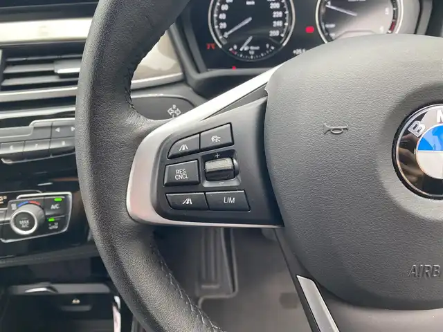 ＢＭＷ Ｘ１ 福岡県 2022(令4)年 3.8万km アルピンホワイトⅢ ・1オーナー/・アダプティブクルーズコントロール/・純正ナビ/BT/USB/・バックカメラ/・ハーフレザー/・ドライブレコーダー/・ETC/・純正18AW/・保証書/・取扱説明書/・スペアキー