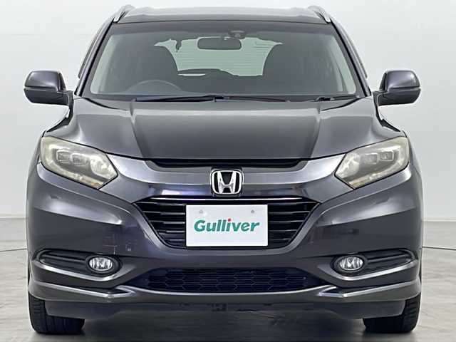ホンダ ヴェゼル ハイブリッド X Lパッケージ 道央・札幌 2013(平25)年 6.6万km ルーセブラックM ・４WD/・寒冷地仕様/・純正ナビ/　CD/DVD/BT/HDMI/USB/・フルセグTV/・バックカメラ/・クルーズコントロール/・ビルトインETC/・前席シートヒーター/・オートライト/・LEDヘッドライト/・フォグランプ/・横滑り防止/・ウインカーミラー/・ミラーヒーター/・オートブレキホールド/・ワイパーデアイサー /・ハーフレザーシート/・純正フロアマット/・純正17インチアルミホイール