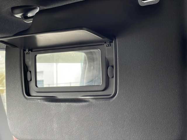 ホンダ Ｎ ＢＯＸ カスタム G L ホンダセンシング 鳥取県 2018(平30)年 7.6万km クリスタルブラックパール Honda SENSING/・車線維持支援システム/・追突軽減ブレーキ/。衝突軽減ブレーキ/・誤発進抑制機能/・後方誤発進抑制機能/・歩行者事故低減ステアリング/・路外逸脱抑制機能/・アダプティブ・クルーズ・コントロール/・車線維持支援システム/・オートハイビーム/・先行車発進お知らせ機能/・標識認識機能/ナビ装着用スペシャルパッケージ/・リアワイドカメラ/・HDDナビAVN660HDmkII/・ビルトインETC/・オーディオリモートコントロールスイッチ/・ハンズフリーテレホンスイッチ/・音声認識スイッチ/プラズマクラスター技術搭載フルオート・エアコンディショナー/リア左側パワースライドドア/フルセグTV　Bluetooth　DVD CD　MSV/オートリトラミラー/LEDライト/フォグランプ/ブラック塗装＋切削 14インチアルミホイール/オートライト/スマートキー/スペアキー/フロアマット/ドアバイザー/前席用i-サイドエアバッグシステム＋サイドカーテンエアバッグシステム/新車保証書/取扱説明書