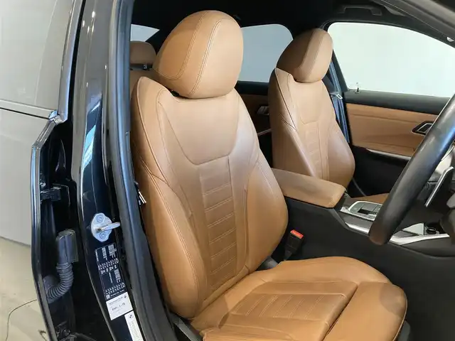 ＢＭＷ ３２０ｉ Mスポーツ 熊本県 2020(令2)年 3.4万km サファイアブラックP ハイラインパッケージ/コンフォートパッケージ/Mスポーツパッケージシート/フルレザーブラウンシート/シートヒーター/パワーシート/メモリーシート/純正HDDナビ/AppleCarPlay/Bluetooth/USB/ミュージックサーバー/360°カメラ/コーナーセンサー/パーキングアシスト/ワイヤレス充電/パワートランクドア/インテリジェントセーフティー/アダプティブクルーズコントロール/アンビエントライト（間接照明）/ETC2.0/前後ドライブレコーダー/【Mスポーツ / ブラックサファイア（475）】