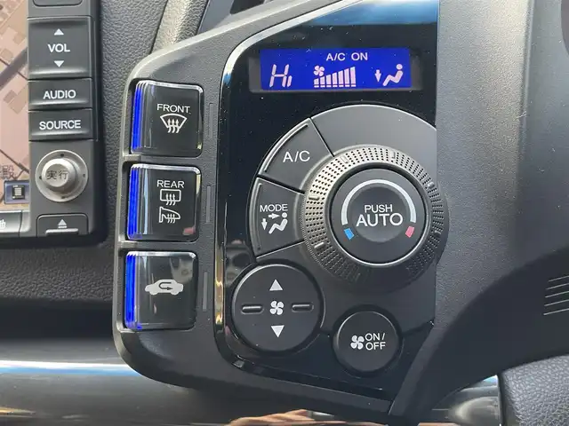 ホンダ ＣＲ－Ｚ α マスターレーベル 大阪府 2014(平26)年 10.8万km プレミアムゴールドパープルパール (株)IDOMが運営する【じしゃロン東大阪店】の自社ローン専用車両になりますこちらは現金またはオートローンご利用時の価格です。自社ローンご希望の方は別途その旨お申付け下さい/6速マニュアル/WedsSports SA・15R　18インチAW/純正HDDインターナビ /バックカメラ /ビルトインETC /前後ドライブレコーダー /クルーズコントロール /ハーフレザーシート /革巻きステアリング /ステアリングスイッチ /純正フロアマット /オートライト/HIDヘッドライト /アルミペダル /電動格納ミラー/禁煙車/取説（車両・ナビ）/スペアスマートキー