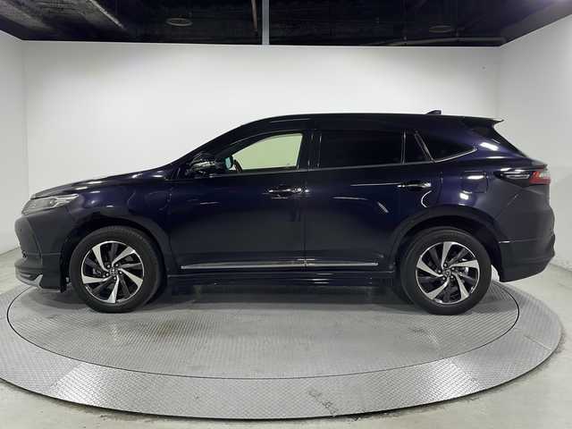 トヨタ ハリアー プログレス 広島県 2018(平30)年 6.4万km スパークリングブラックパールクリスタルシャイン 純正ＪＢＬ９型ナビ　/モデリスタエアロ　/パノラミックビューモニター　/電動リアゲート　/レーダークルーズコントロール　/パワーシート　/ＥＴＣ　/ドラレコ　/オートマチックハイビーム　/衝突被害軽減　/レーンキープ/純正18インチアルミホイール(235/55/R 18)/エアバック(運転席/助手席/サイド)/カーテンエアバック