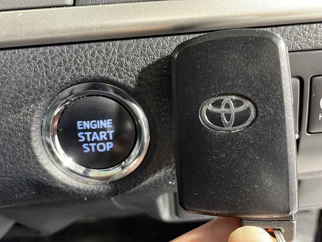 トヨタ ハリアー プログレス 広島県 2018(平30)年 6.4万km スパークリングブラックパールクリスタルシャイン 純正ＪＢＬ９型ナビ　/モデリスタエアロ　/パノラミックビューモニター　/電動リアゲート　/レーダークルーズコントロール　/パワーシート　/ＥＴＣ　/ドラレコ　/オートマチックハイビーム　/衝突被害軽減　/レーンキープ/純正18インチアルミホイール(235/55/R 18)/エアバック(運転席/助手席/サイド)/カーテンエアバック