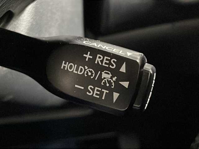 トヨタ ハリアー プログレス 広島県 2018(平30)年 6.4万km スパークリングブラックパールクリスタルシャイン 純正ＪＢＬ９型ナビ　/モデリスタエアロ　/パノラミックビューモニター　/電動リアゲート　/レーダークルーズコントロール　/パワーシート　/ＥＴＣ　/ドラレコ　/オートマチックハイビーム　/衝突被害軽減　/レーンキープ/純正18インチアルミホイール(235/55/R 18)/エアバック(運転席/助手席/サイド)/カーテンエアバック