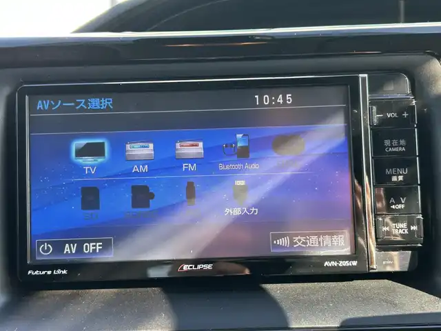 トヨタ エスクァイア Xi 和歌山県 2016(平28)年 6.9万km ホワイトパールクリスタルシャイン 福祉車両/社外ナビ/フルセグTV/バックカメラ/両側パワースライドドア/プリクラッシュセーフティー/クリアランスソナー/アイドリングストップ/リアサンシェード/純正アルミホイール/純正フロアマット/LEDヘッドライト/オートライト/オートマチックハイビーム