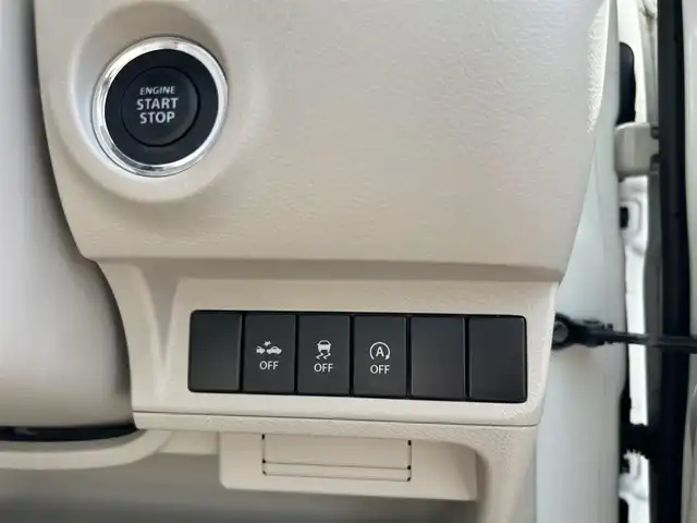 スズキ ラパン S 福岡県 2015(平27)年 12.1万km パールホワイト スズキセーフティサポート/横滑り防止/衝突回避システム/盗難防止/ナビ（BT、SD、フルセグ）/スマートキー/パワーウィンドウ/パワーステアリング/ベンチシート/アイドリング/オートライト/ETC