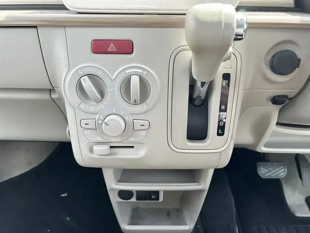 スズキ ラパン S 福岡県 2015(平27)年 12.1万km パールホワイト スズキセーフティサポート/横滑り防止/衝突回避システム/盗難防止/ナビ（BT、SD、フルセグ）/スマートキー/パワーウィンドウ/パワーステアリング/ベンチシート/アイドリング/オートライト/ETC