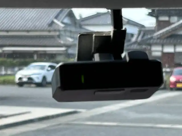 スズキ スペーシア HYBRID X 熊本県 2020(令2)年 0.4万km チアフルピンクM 純正SDナビ/・AM/FM/CD/DVD/BT/・フルセグTV/・全方位カメラ/スズキセーフティサポート/・デュアルカメラブレーキサポート/・交代時ブレーキサポート/・誤発信抑制機能/・後方誤発信抑制機能/・標識認識機能/・ハイビームアシスト/ヘッドアップディスプレイ/両側パワースライドドア/後席ロールサンシェード/D席シートヒーター/電動格納ミラー/ウインカーミラー/アイドリングストップ/ETC/プッシュスタート/ドアバイザー/ステアリングスイッチ