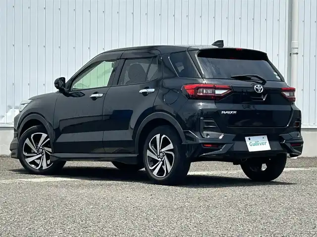 トヨタ ライズ Z 熊本県 2020(令2)年 2.6万km ブラックマイカメタリック 純正ディスプレイオーディオ/・AM/FM/BT/・アップルカープレイ/・フルセグTV/全周囲カメラ/スマートアシスト/・クリアランスソナー/・ブラインドスポットモニター/・リヤクロストラフィックアラート/・レーンキープコントロール/・オートハイビーム/・前後コーナーセンサー/・先行車発進お知らせ機能/前後ドライブレコーダー/D/N席シートヒーター/オートライト/・フォグランプ/・LEDヘッドライト/純正ドアバイザー/革巻きステアリング/・ステアリングリモコン/電動格納ミラー/・ウィンカーミラー/PWRボタン/純正アルミホイール/純正フロアマット/スマートキー