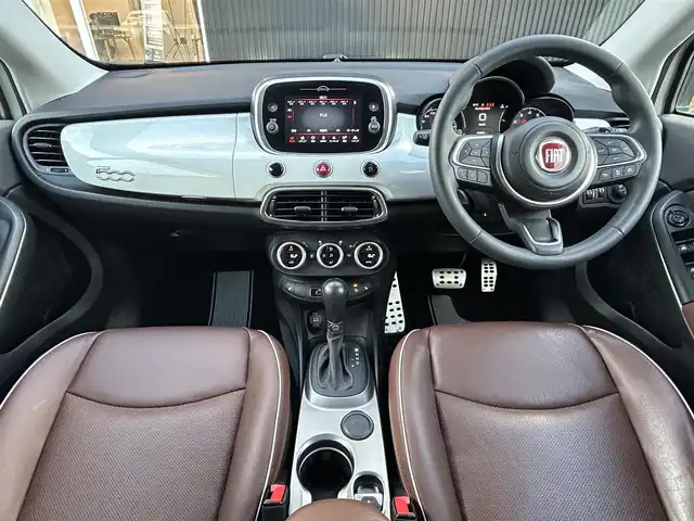 フィアット フィアット ５００Ｘ クロス 福岡県 2020(令2)年 4.3万km BIANCO GHIACCIO アダプティブクルーズコントロール/ブライドンスポットモニター/レーンキープアシスト/茶革シート/シートヒーター/Ｕｃｏｎｎｅｃｔ　/Ａｐｐｌｅｃａｒｐｌａｙ/ａｎｄｒｏｉｄａｕｔｏ　/バックカメラ　/Bluetooth/LEDヘッドライト/オートハイビーム/前後コーナーセンサー　/前後ドライブレコーダー/純正17インチアルミホイール/ETC/取扱説明書/保証書/スペアキー×1